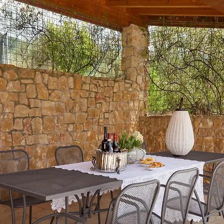 Tenuta Campetti Villa *
